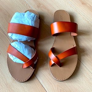 Flat sandals